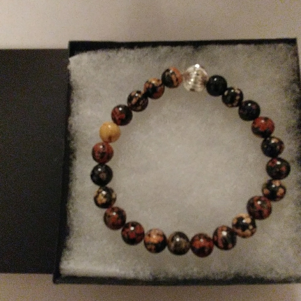 Red Snowflake Obsidian Stone Bracelet - Picture 5 of 8